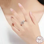 Anel Spring Elf Niche Design com banho de ouro branco. Um acessório elegante e atemporal que realça qualquer look com seu brilho sutil. — foto 1