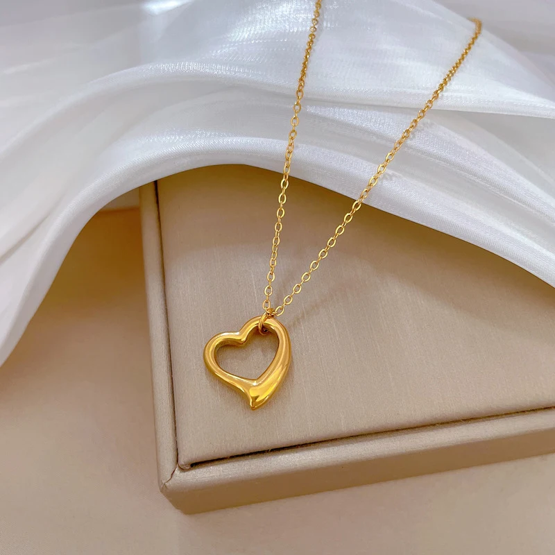 Pulseira Simples Coração de Amor Forno Ouro Real Colar Frio Feminino, Joia Elegante e Atraente para Mulheres — foto 4