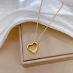 Pulseira Simples Coração de Amor Forno Ouro Real Colar Frio Feminino, Joia Elegante e Atraente para Mulheres — foto 4