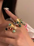 Anel pavão vintage com pedras naturais preciosas. Um acessório charmoso e autêntico para um visual elegante e sofisticado. — foto 3