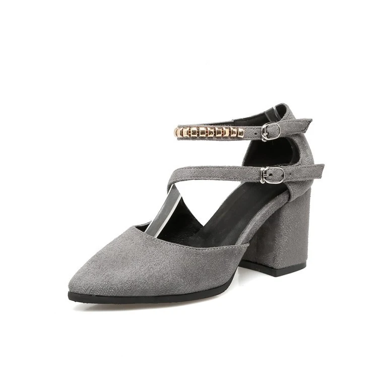 Sandales oversize à talon épais, le confort ultime pour un look tendance et audacieux, idéales pour toutes vos sorties. — photo 2