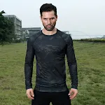 Camiseta tática de camuflagem para homens Conforto e durabilidade para uso em atividades ao ar livre e missões táticas. — foto 1