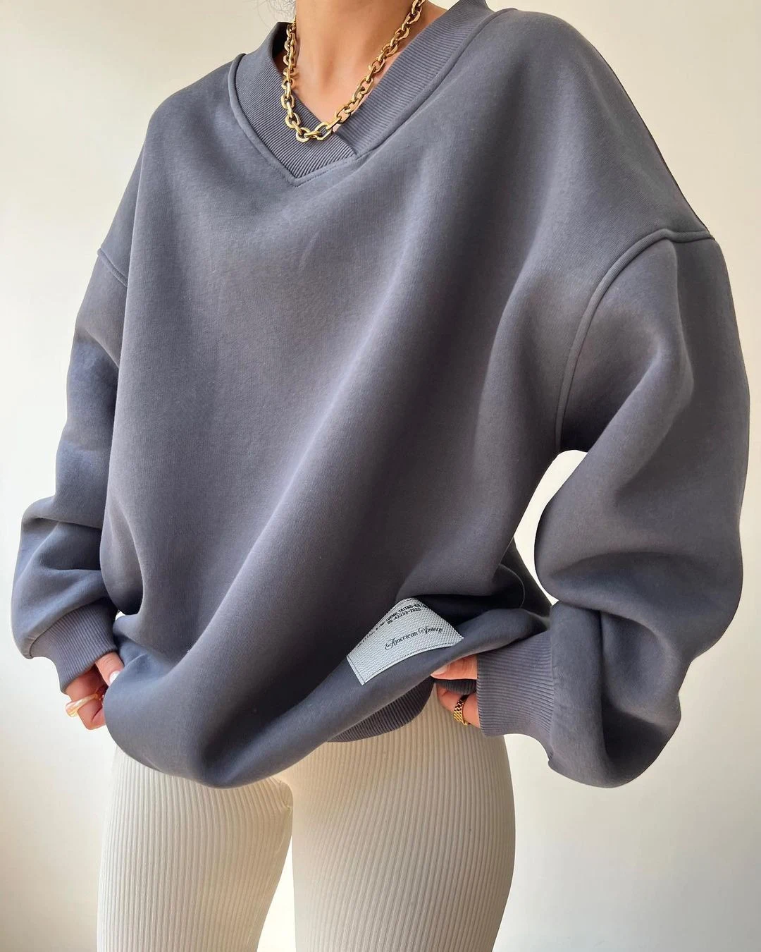 Title 3, Maglione ampio da donna con scollo a V e manich...