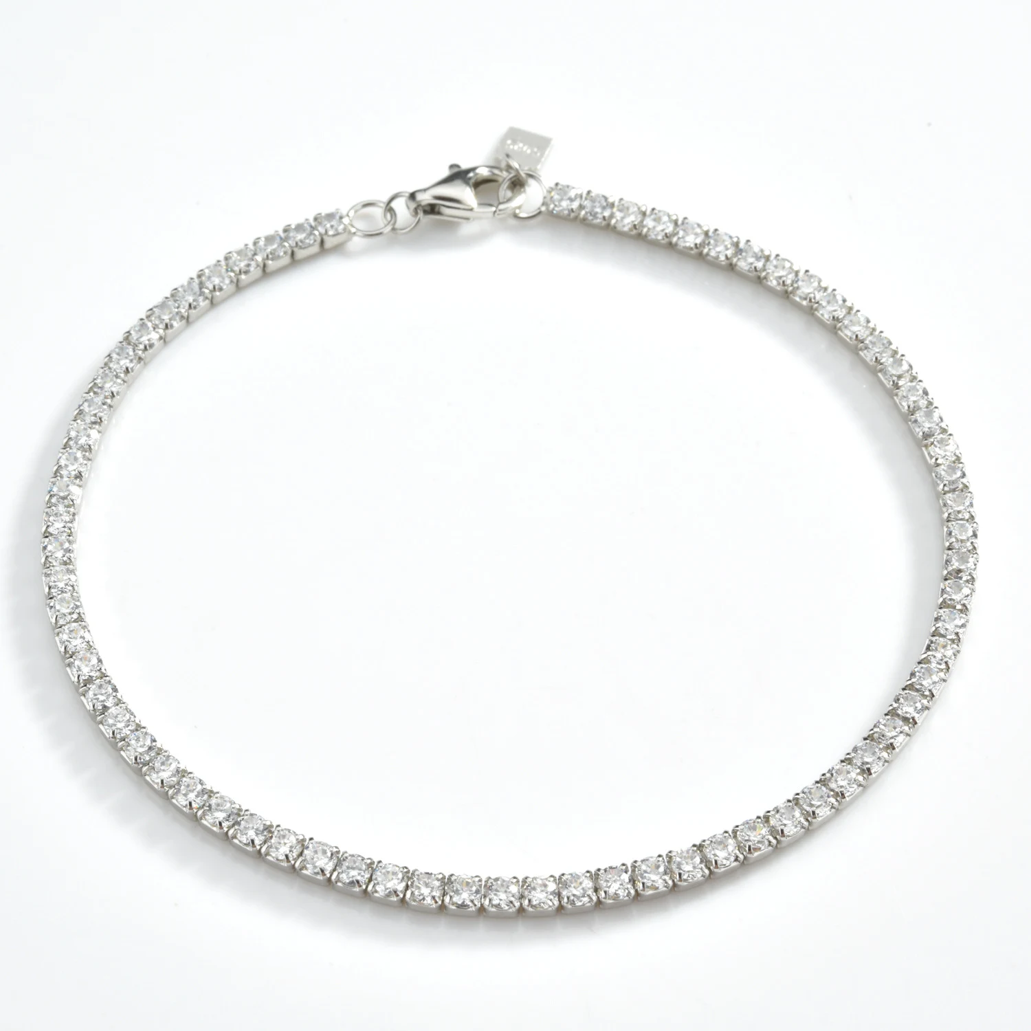 Pulseira Entry Lux Style S925 em prata esterlina com corrente de garra de diamante. Elegância, brilho e presente ideal para ela. — foto 2