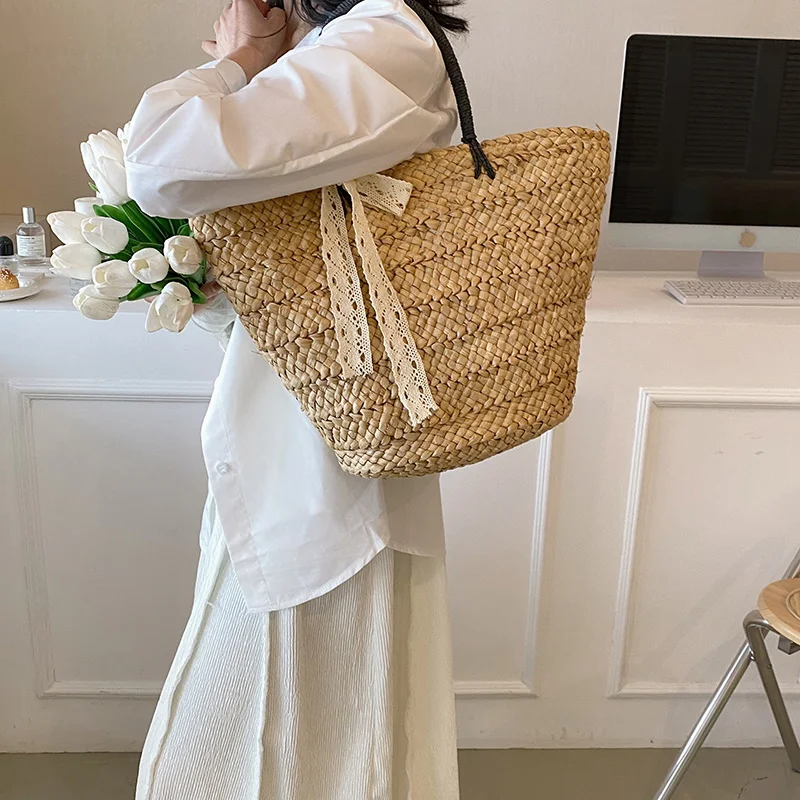 Bolsa de ombro feminina estilo cesta de vegetais tecida, ideal para carregar seus pertences com charme e um toque rústico, leve e prática. — foto 6