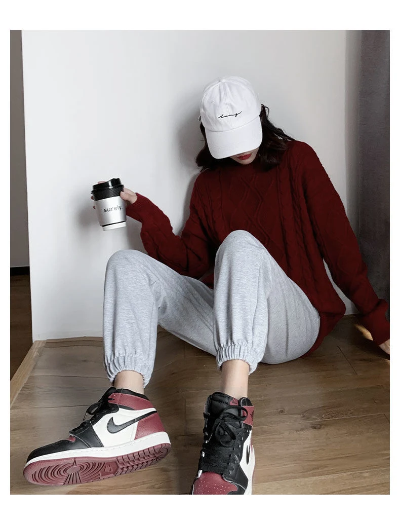 Title 7, Womens pure cotton track pants, loose and tape...