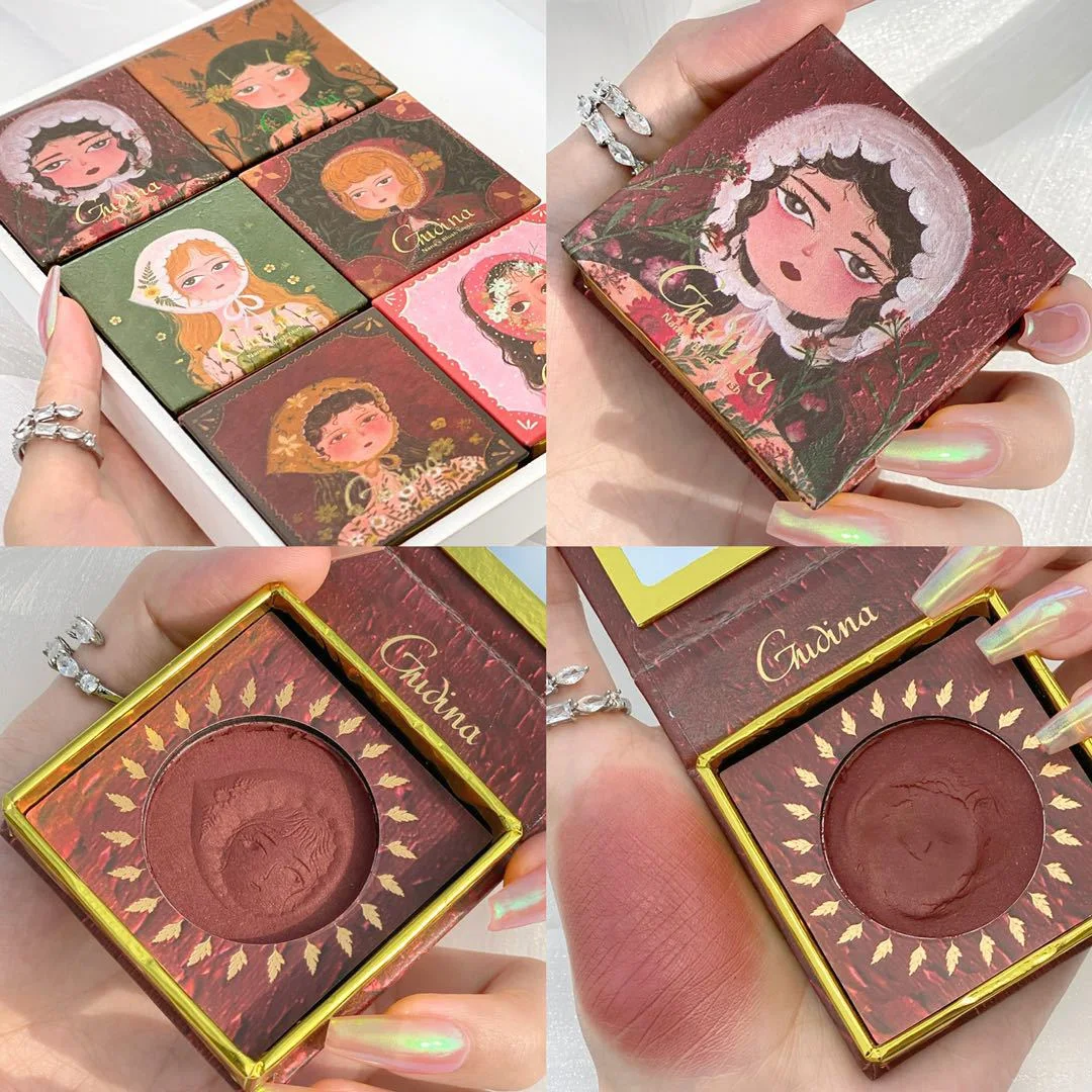 Maquiagem Natural com Blush Monocromático, Folha de Bordo e Estilo Nude Retro Vitality Girl. Serviço para realçar sua beleza natural — foto 1