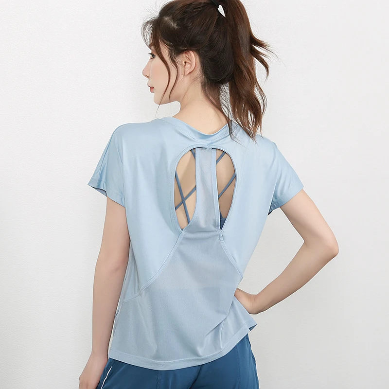 Camiseta de yoga de manga curta primavera verão. Ideal para esportes e atividades físicas. Tecido leve, respirável e confortável para seus treinos. — foto 7