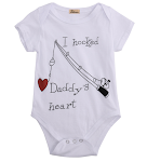 Body para bebê recém-nascido "I Hooked Daddy's Heart". Roupa unissex para bebês. Ideal para meninos e meninas. Perfeito para o crescimento. — foto 1