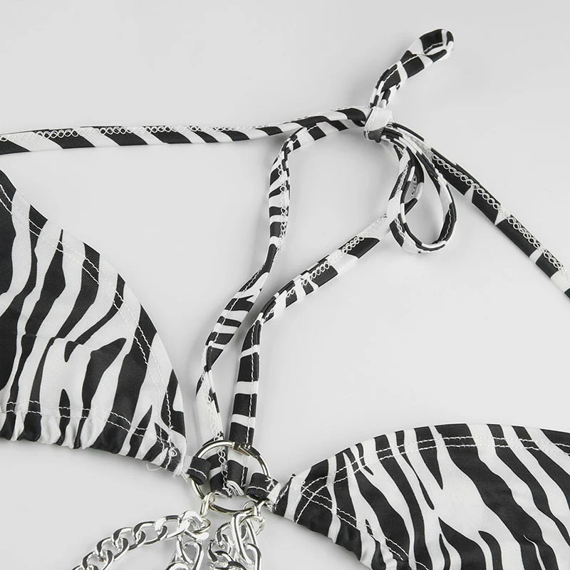 Tops de biquíni femininos Encontre o top ideal para seu visual de praia ou piscina. Vários estilos e tamanhos para valorizar sua beleza com conforto. — foto 8