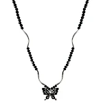 Colar de borboleta com contas pretas, um acessório feminino elegante e charmoso. Ideal para realçar seu visual em qualquer ocasião. Adicione estilo! — foto 1
