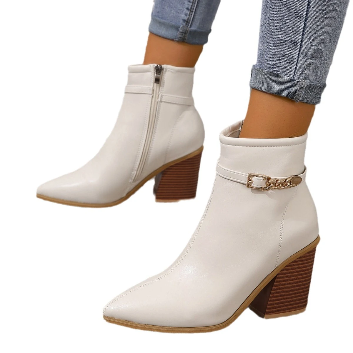 Botas Martin femininas de salto grosso, bico fino, com zíper lateral plus size – Conforto e elegância para seus pés — foto 4