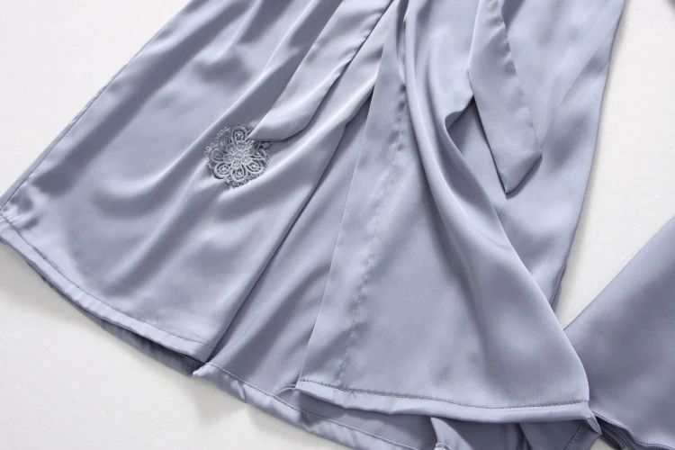 Title 8, Set camicia da notte in pizzo con scollo a V