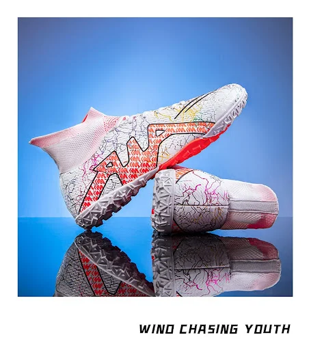 Title 10, Scarpe Speciali da Calcio Alte Domina il campo ...