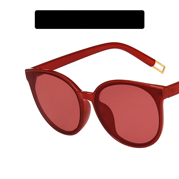 Óculos de Sol Retrô Infantil Proteção UV Verão, Estilo Vintage e Seguro para os Olhos das Crianças, Diversão ao Sol! — foto 5