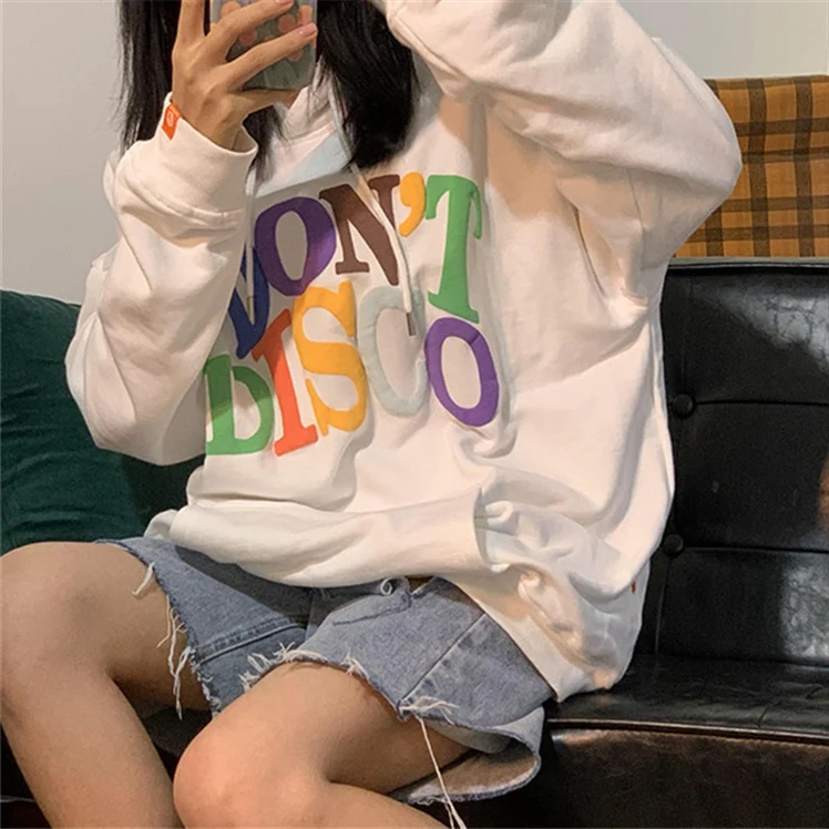 Casaco fino com capuz branco sal para estudantes, solto, leve e confortável. Perfeito para um visual casual e despojado. — foto 5