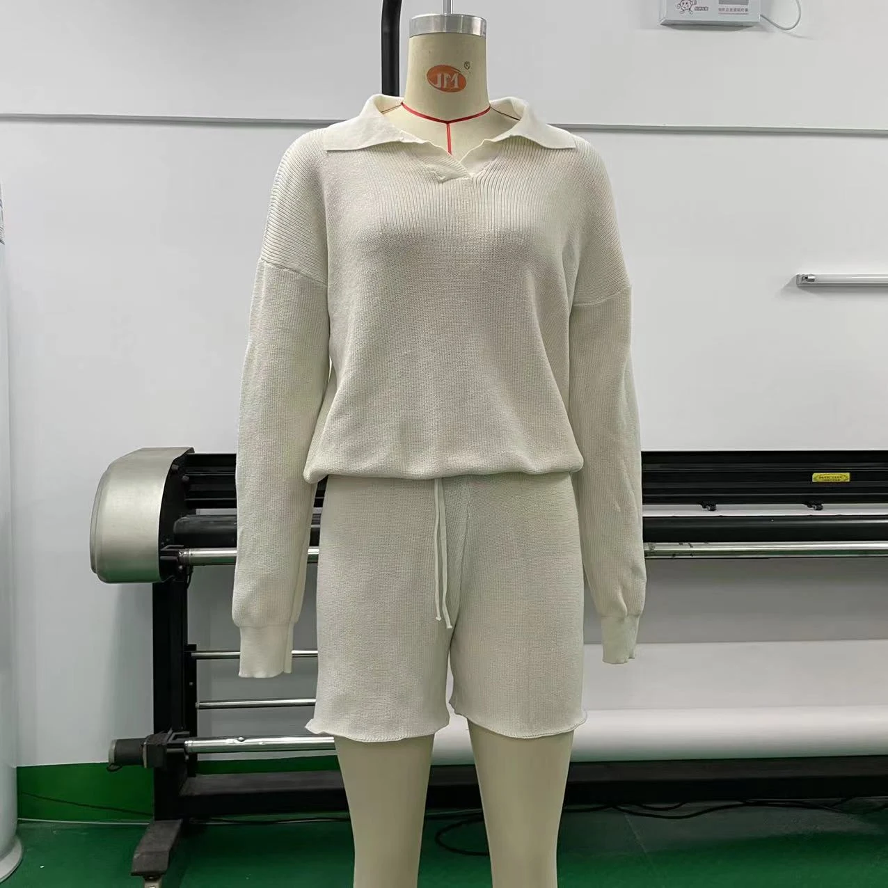 product image - 4