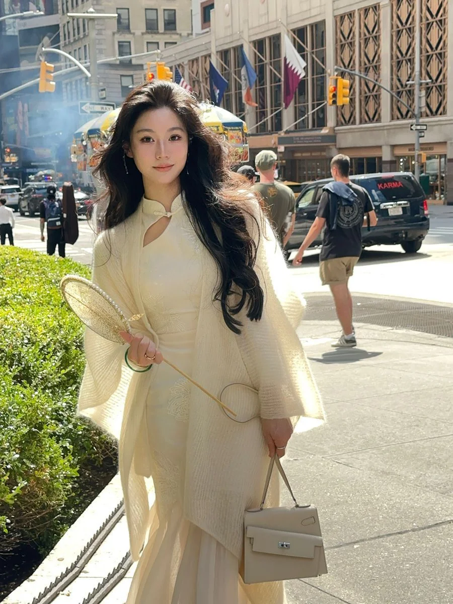 Women's Exquisite Long Sleeve Fishtail Dress — photo 8