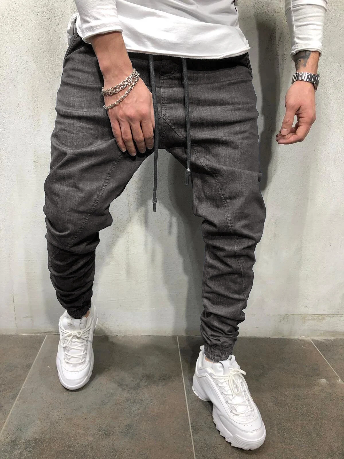 Heren Casual Sportbroek Effen Kleur met Trekkoord Comfortabele Trainingsbroek voor Heren Veelzijdig Draagbaar Ideaal voor Sport en Vrije Tijd — foto 4