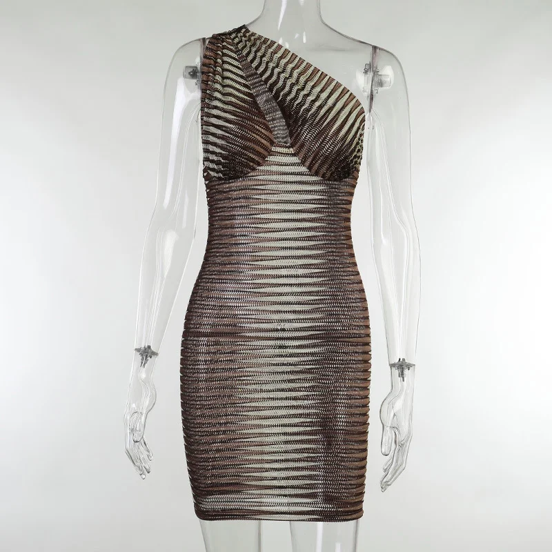 Women's Winter One-Shoulder Folded Dress, Sexy Temperament Commuting Dress. Elegant and perfect for work and events. — photo 4