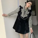 Black floral top