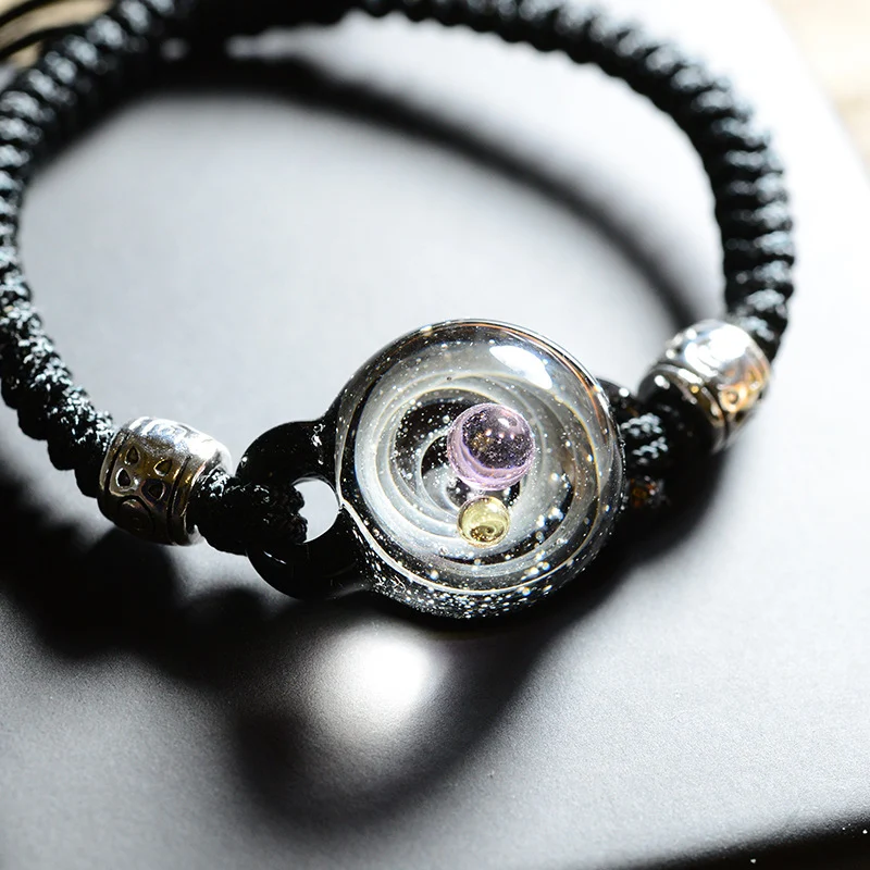 Pulseira de Vidro Elemento Universo Criativo. Inspire-se e expresse sua criatividade com esta pulseira elegante e cheia de significado. — foto 14