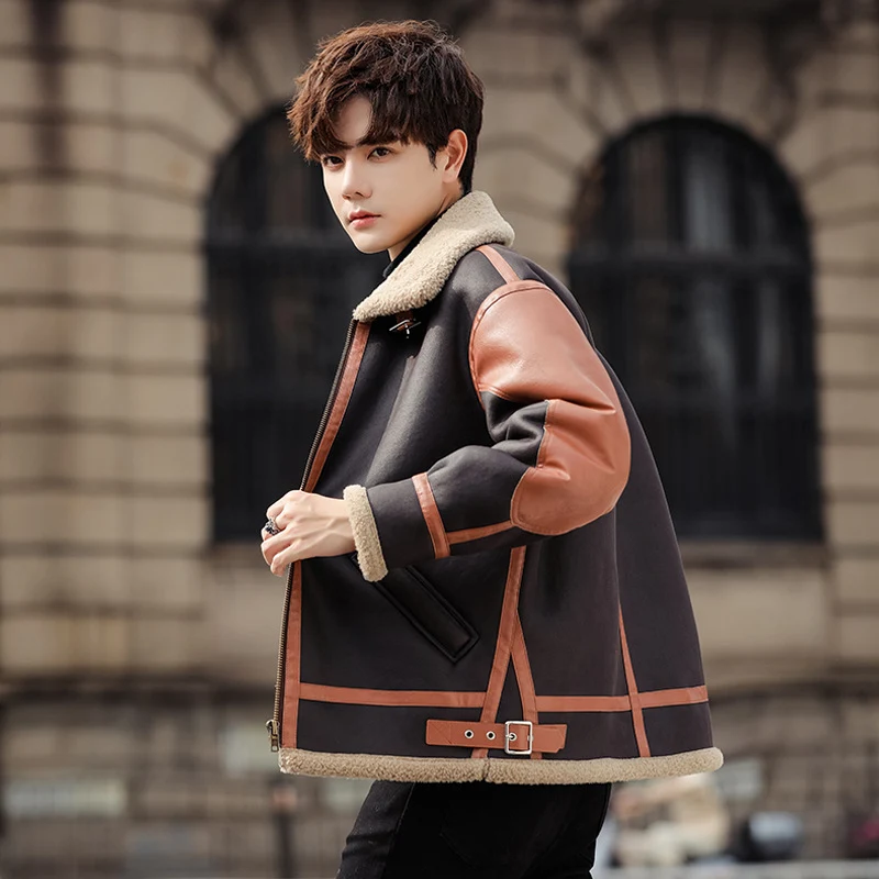 Cappotto da uomo elegante con interno in pile integrato, spesso, casual e alla moda. Comfort e stile per l'uomo moderno. — foto 7