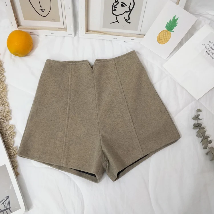 Title 7, Dames Loose Joker Shorts met hoge taille, dun e...