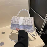 Bolso bandolera coreano para mujer, moderno y texturizado, con un solo hombro. Elegancia y estilo para tu día a día. — foto 6