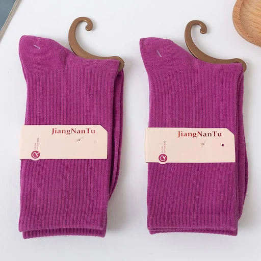 Title 16, Womens Fashion Simple Solid Color Mid Tube Soc...