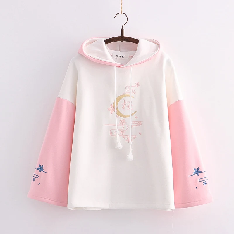 Suéter feminino com capuz e mangas com combinação de cores do alfabeto, aveludado e acolchoado, perfeito para conforto e moda. — foto 1