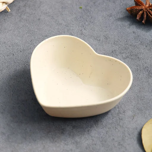 Title 14, Japanese Love Plate Leaf Plum Small Seasoning D...