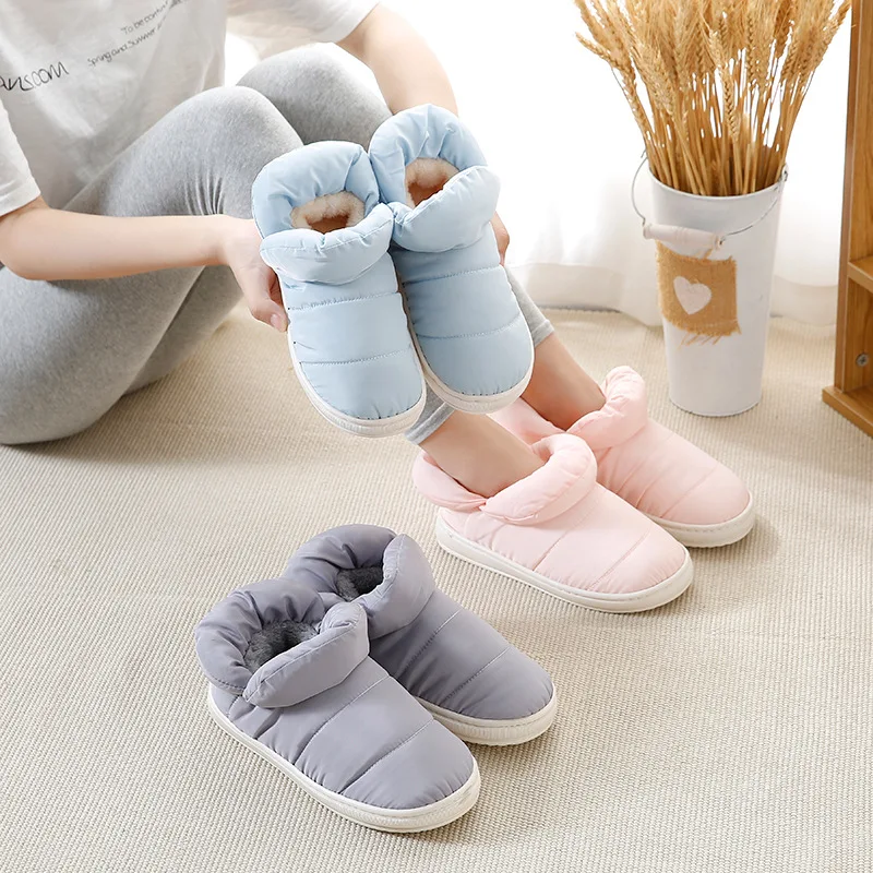 Warme en antislip dons pantoffels voor ultiem comfort en veiligheid binnenshuis. Geniet van warmte en voorkom uitglijden. — foto 6