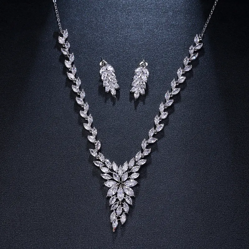 Title 5, Conjunto de Colar de Cristal Simples para Vesti...