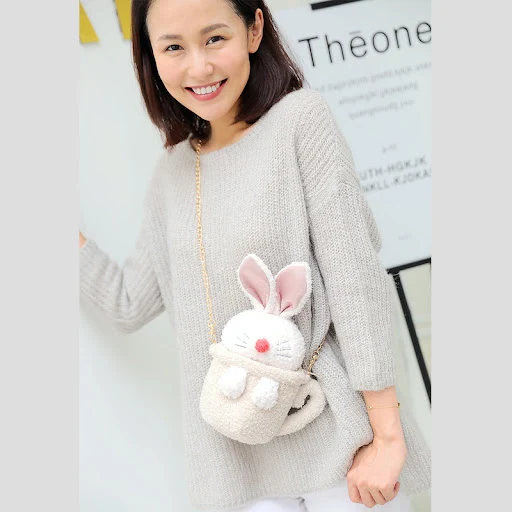 Title 13, Plush Teacup Rabbit Messenger torba