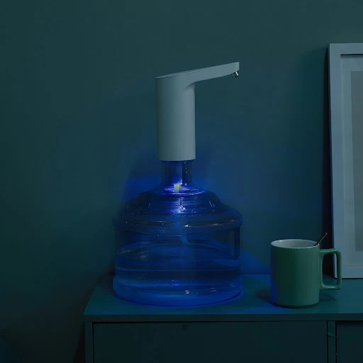 Title 5, Elektrische waterdispenser met UV-desinfectie v...