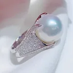 White Gold Color