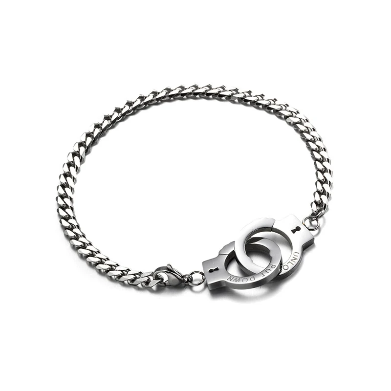 Pulseira Trendy com letras côncavas, flores de cânhamo e corrente. Um símbolo de fé elegante e natural. Leve sua crença consigo. — foto 4