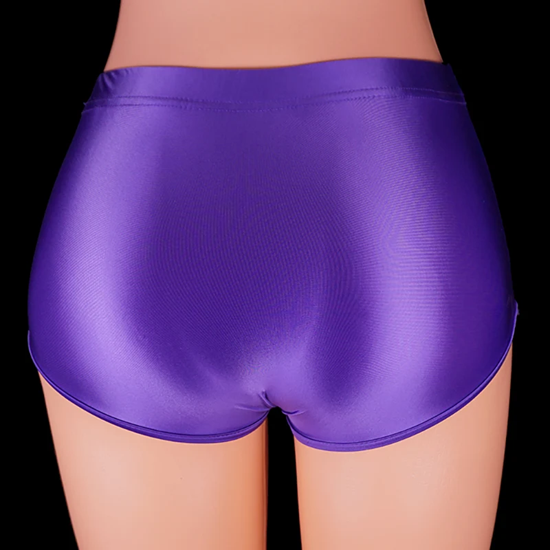Dames glanzende elastische, nauwsluitende yoga fitness shorts. Perfect voor training, biedt comfort en bewegingsvrijheid. — foto 10