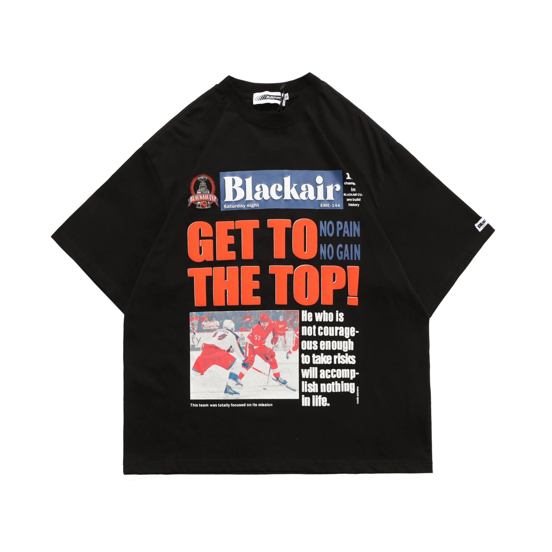 Camiseta manga curta com estampa de alfabeto de hóquei no gelo Guochao, perfeita para um visual esportivo e confortável no verão. — foto 1