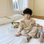 Conjunto de Homewear de Algodão Veludo com Desenhos Fofos, Incrivelmente Confortável. Perfeito para relaxar em casa com estilo e sentir o máximo de conforto. — foto 13
