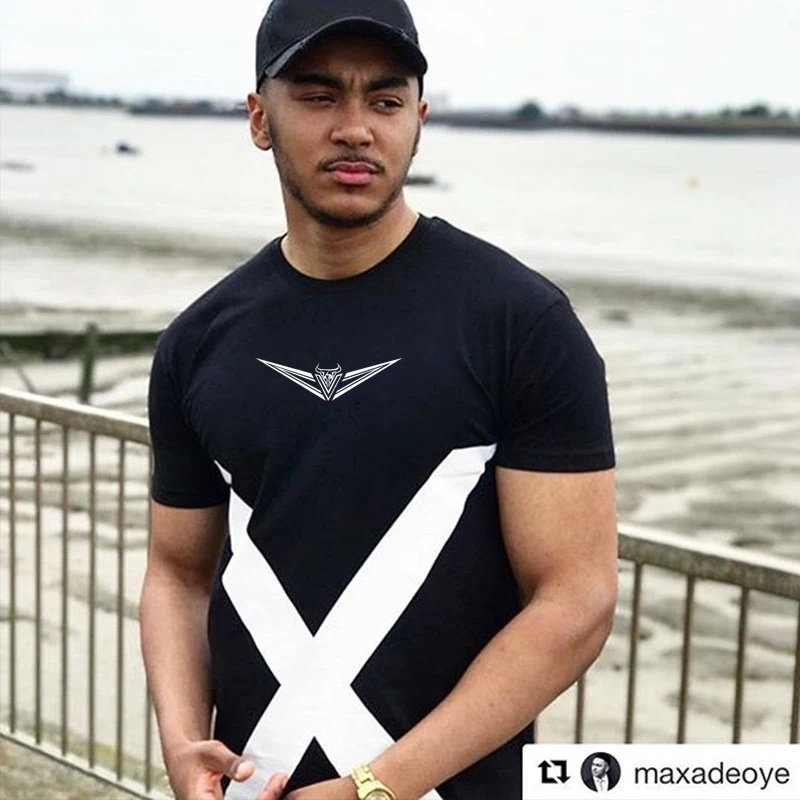 Title 2, Breathable Sports T-shirt for Men and Women Per...