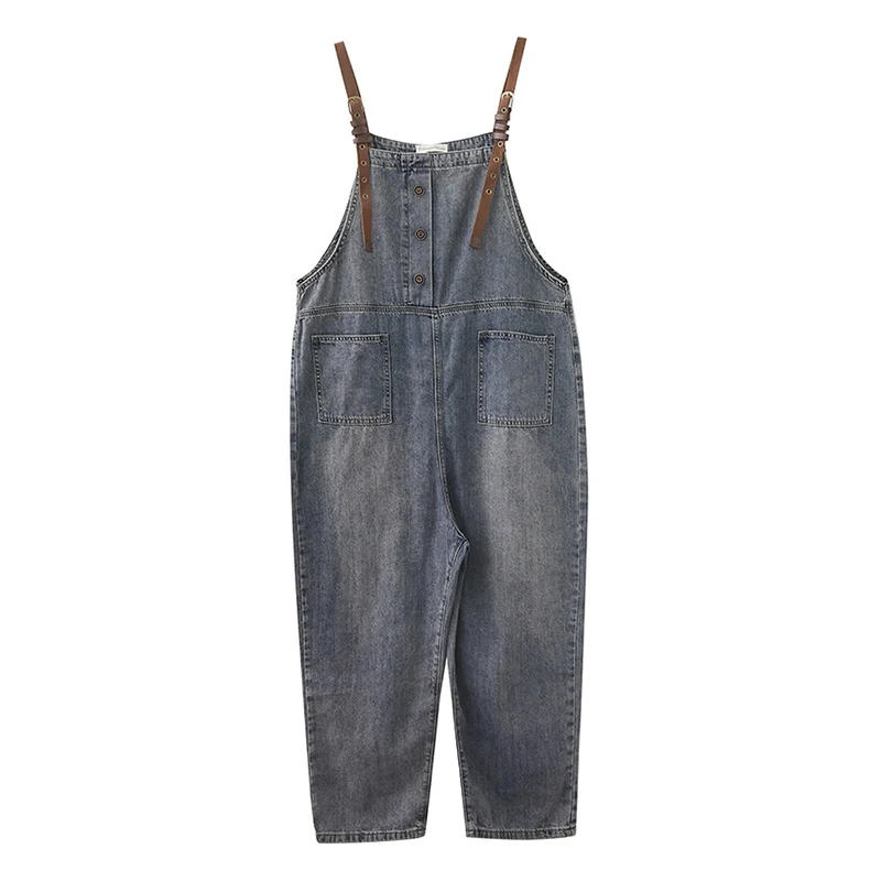 Macacão jeans lavado feminino nono, conforto e estilo para o dia a dia. Perfeito para um visual casual e moderno, ideal para diversas ocasiões. — foto 3