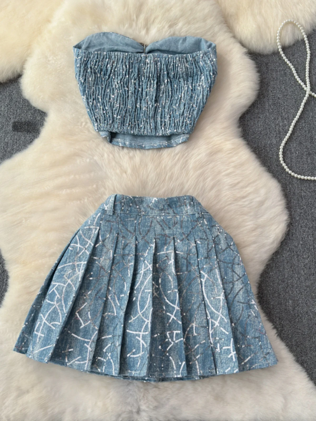 product image - 2