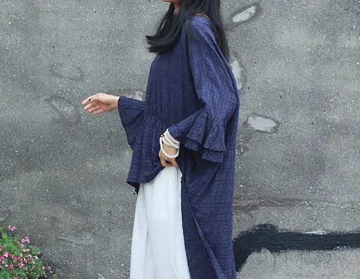 Title 8, Double-layer bell sleeve cotton T-shirt with a ...