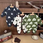 Macacão de malha bordado com desenho animado para bebê Roupa casual para bebê, ideal para o dia a dia. Tecido de malha macio e confortável para brincar. — foto 2