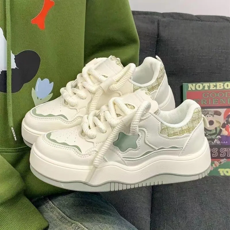 White Shoes Women's Platform Sports Board Shoes Comfortable Stylish Design Perfect for Everyday Wear and Sports Activiti — photo 11