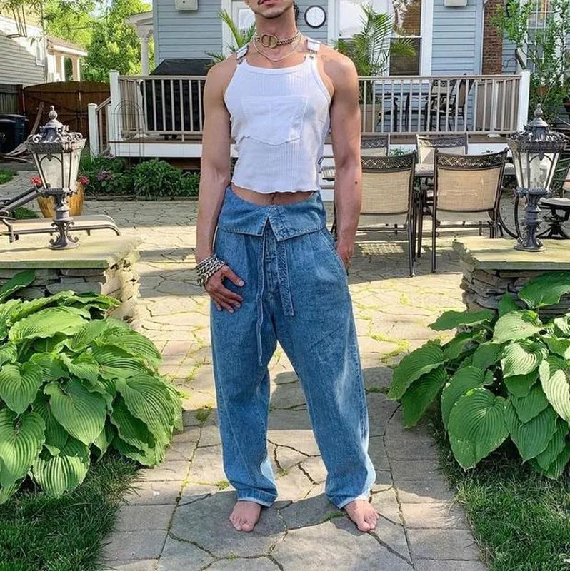 Chaoliu Street Pocket Strap Vest for Men, a stylish and functional addition to your streetwear wardrobe, offering conven — photo 1