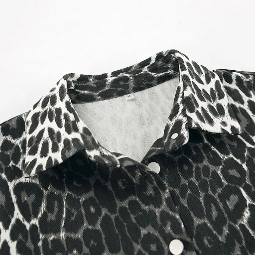 Title 19, Cappotto ampio in puro cotone con stampa leopar...