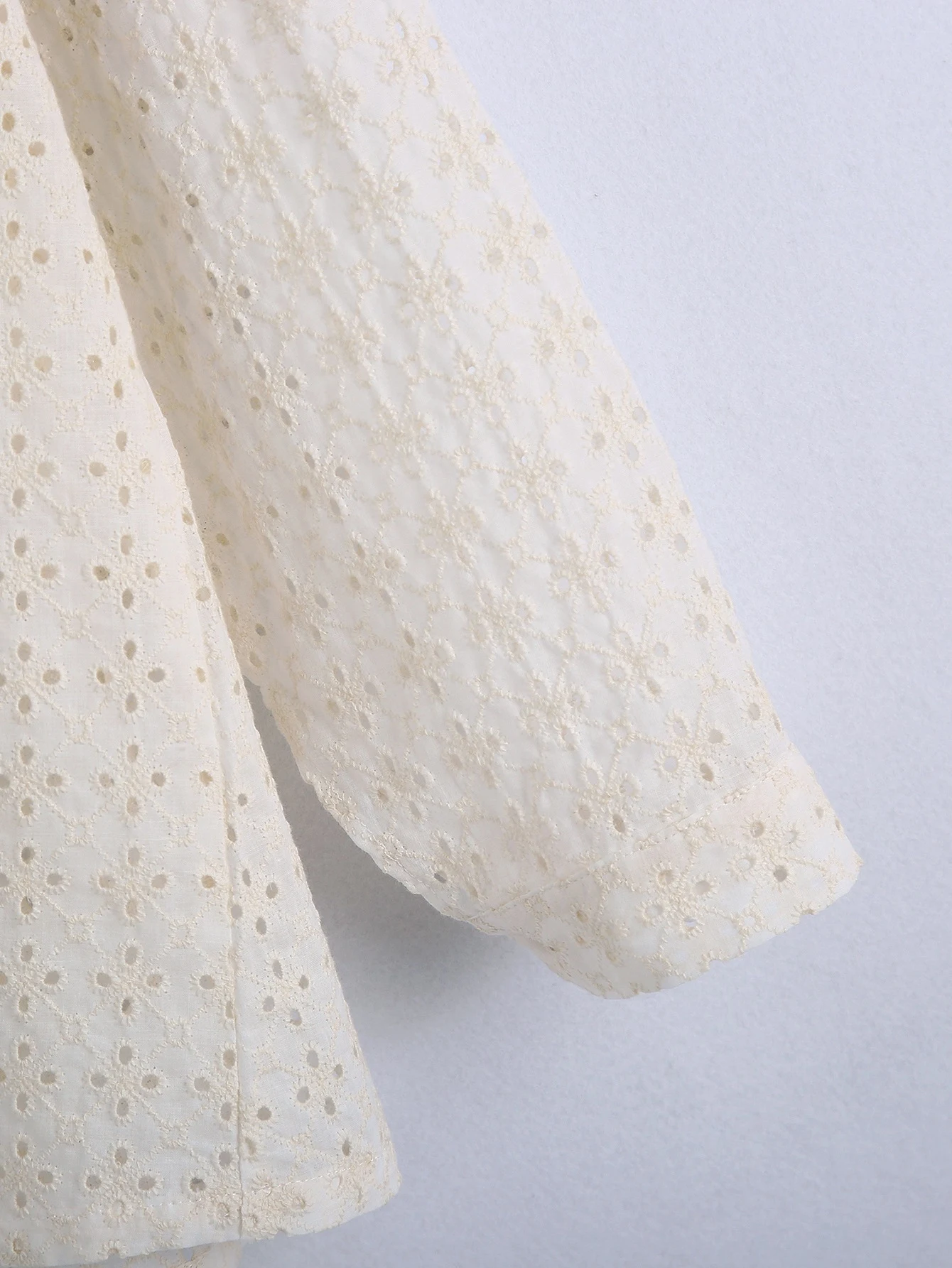 product image - 16